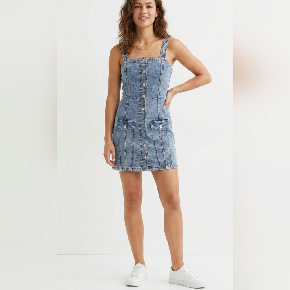 H&M Light Blue Denim Button-Front Mini Overall Dress